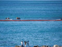España Instala Barrera Flotante en Ceuta Tras Trágico Cruce Masivo de Migrantes barrera flotante Ceuta