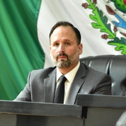 SANTIAGO DE LA PEÑA: UNA TRAYECTORIA CONSTRUIDA EN EL SERVICIO PÚBLICO Y EL RESPALDO DEL PAN